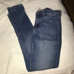 GAP SKINNY STRETCH JEANS